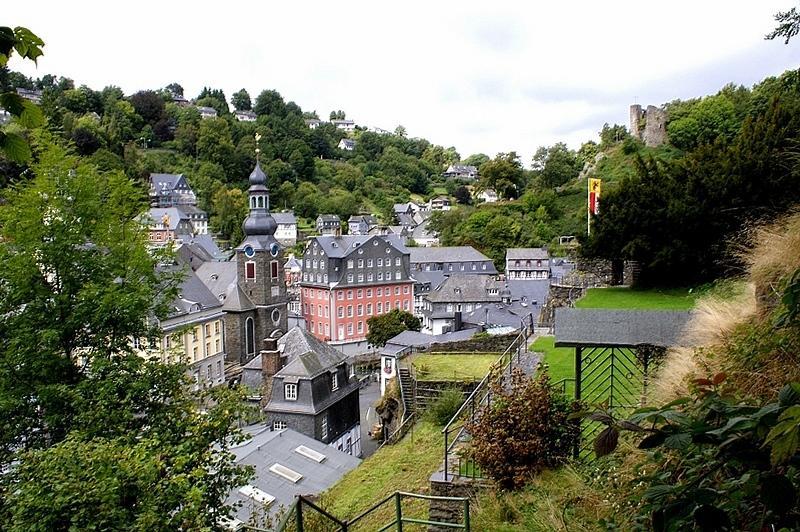 Gaestehaus Luise Acomodação com café da manhã Monschau Quarto foto